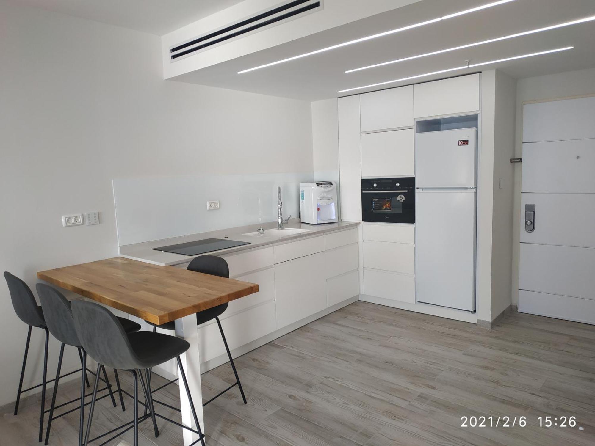 Apartment אלמוג - מגדל הים