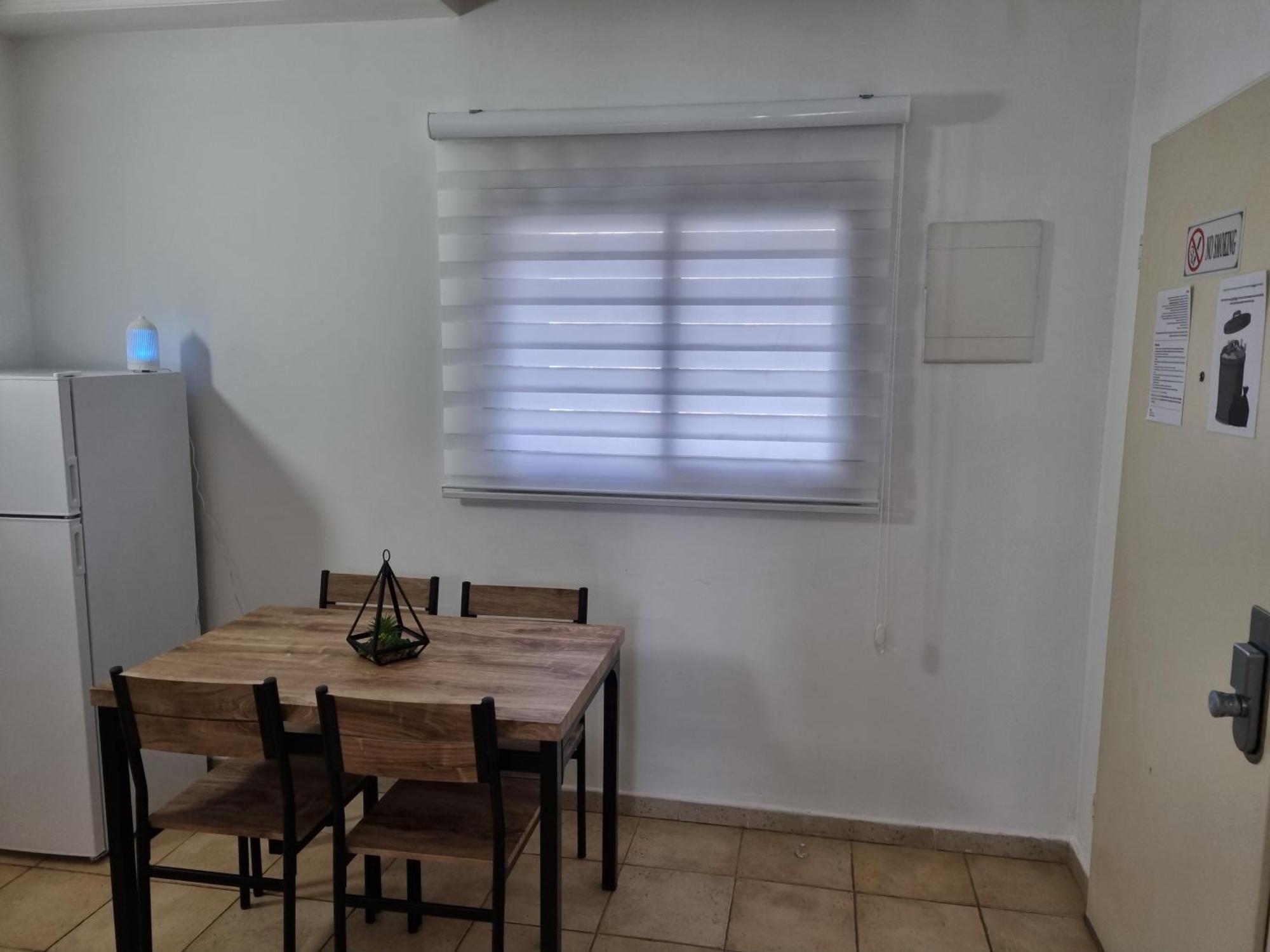 אלמוג - מגדל הים Apartment *