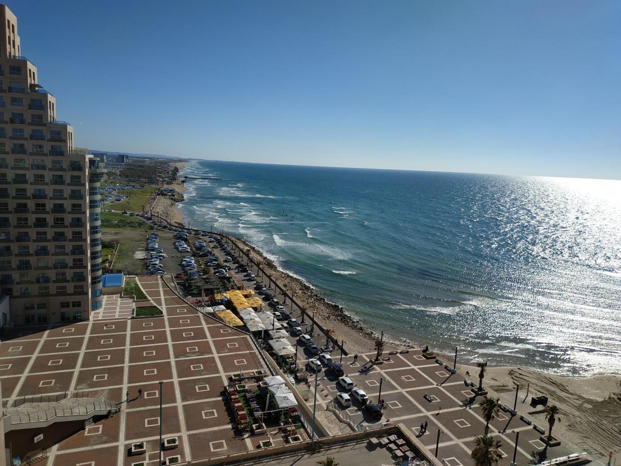 אלמוג - מגדל הים Apartment Haifa
