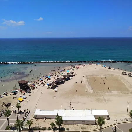 דירות אלמוג - מגדל הים Haifa Exterior photo