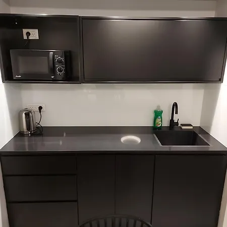 דירות אלמוג - מגדל הים Haifa Room photo