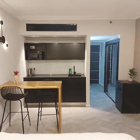 דירות אלמוג - מגדל הים Haifa Room photo