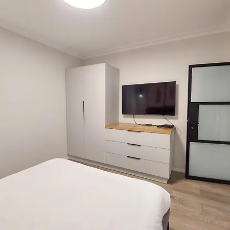 דירות אלמוג - מגדל הים Haifa Room photo