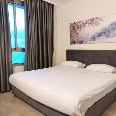 דירות אלמוג - מגדל הים Haifa Room photo